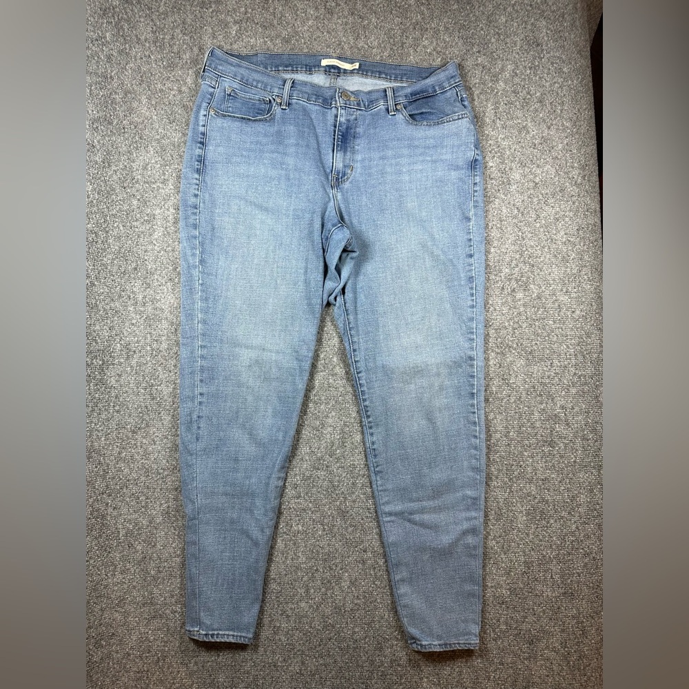 Levi’s Classic Straight Women's Jeans